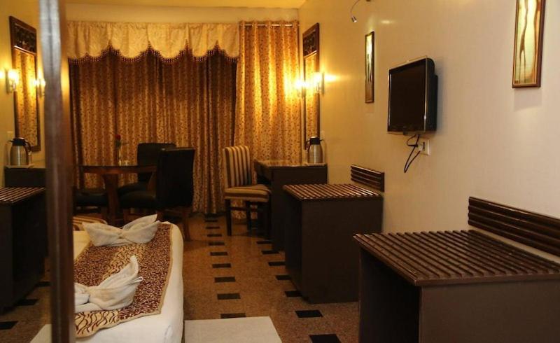 Hotel Venkatesh International Rāipur Exterior foto