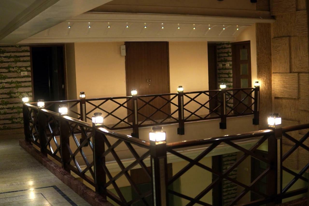 Hotel Venkatesh International Rāipur Exterior foto